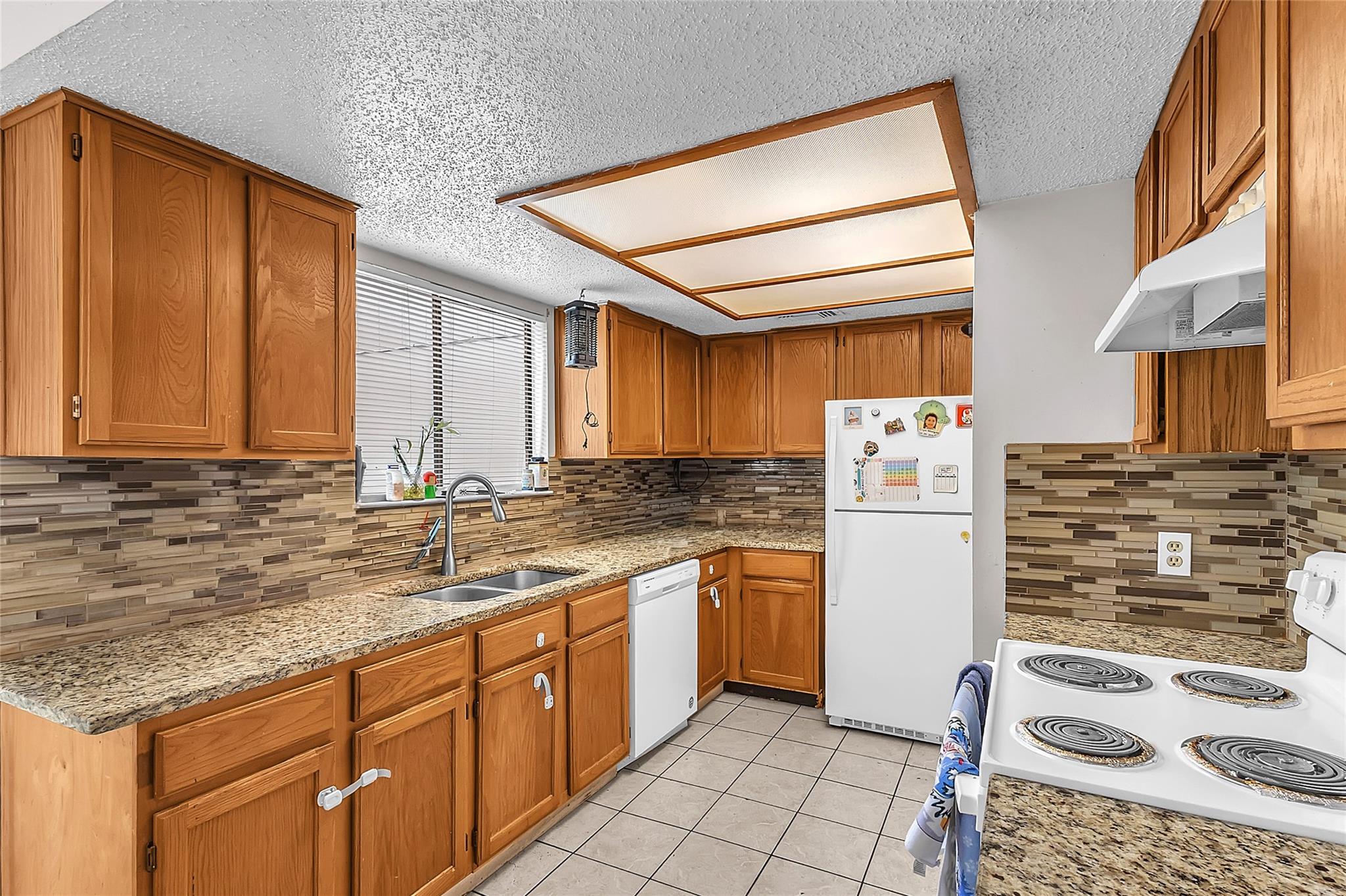 13404 Saddlebrook Trail