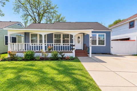 Photo of 5610 Eskridge Street, Houston, TX 77023 (MLS # 50770991)