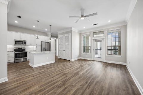 Photo of 2111 Austin Street #624, Houston, TX 77002 (MLS # 44464879)