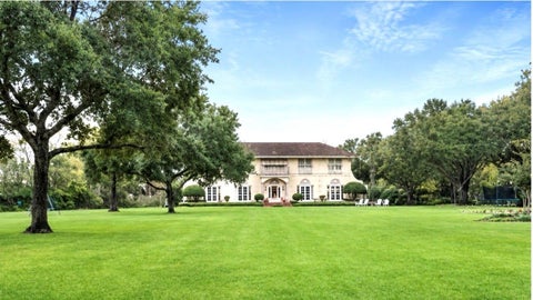 Photo of 103 W Caldwood Drive, Beaumont, TX 77707 (MLS # 7693778)