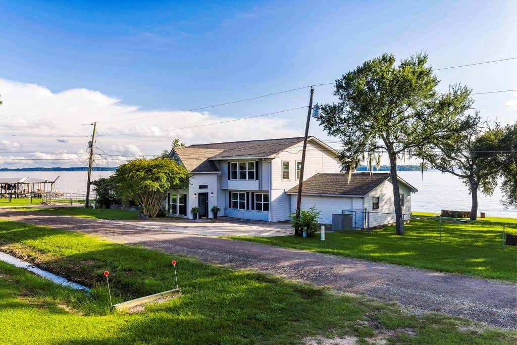 Photo of 250 Oak Crest Drive, Livingston, TX 77351 (MLS # 37942010)