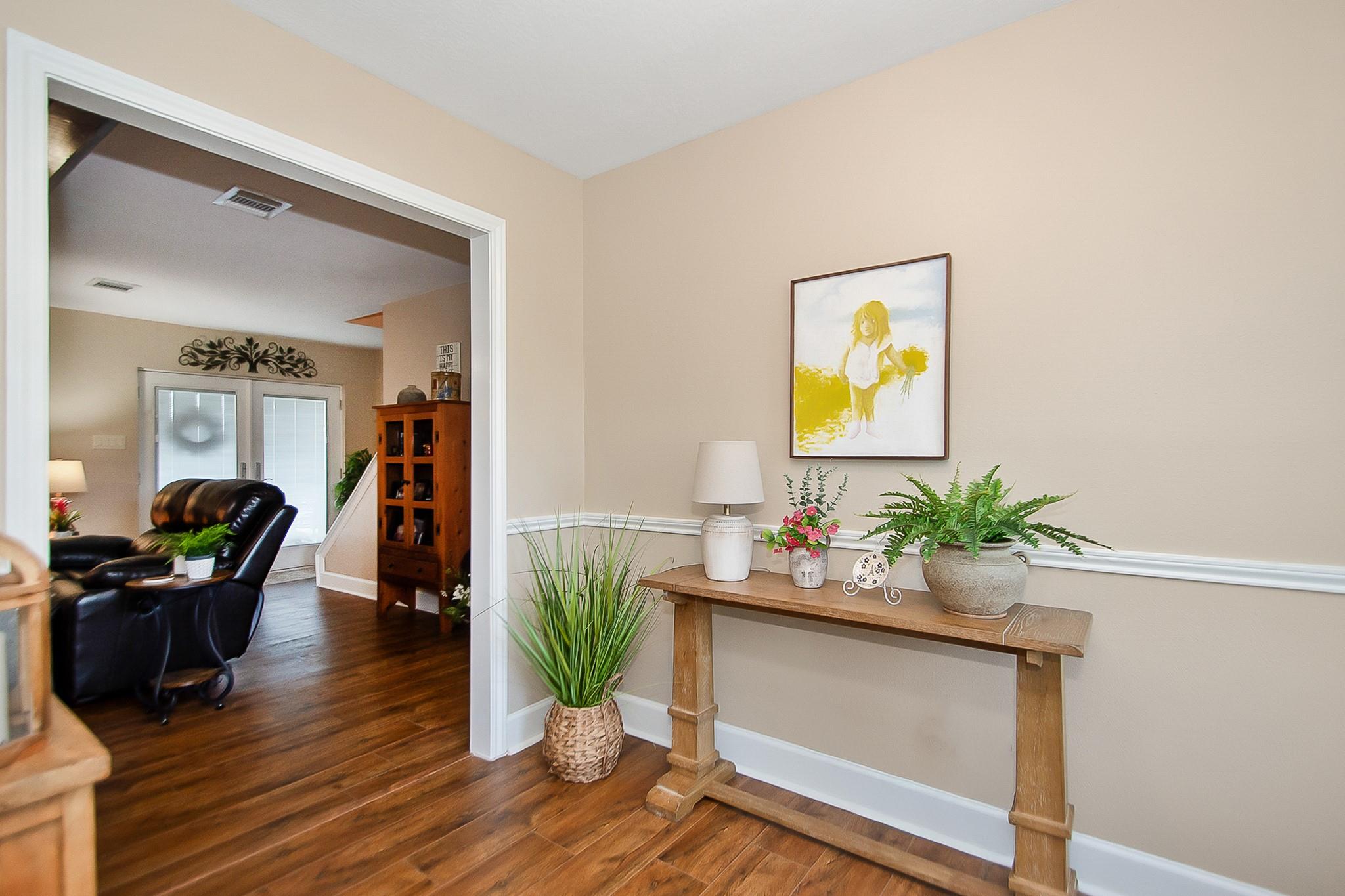9112 Pilgrim Circle