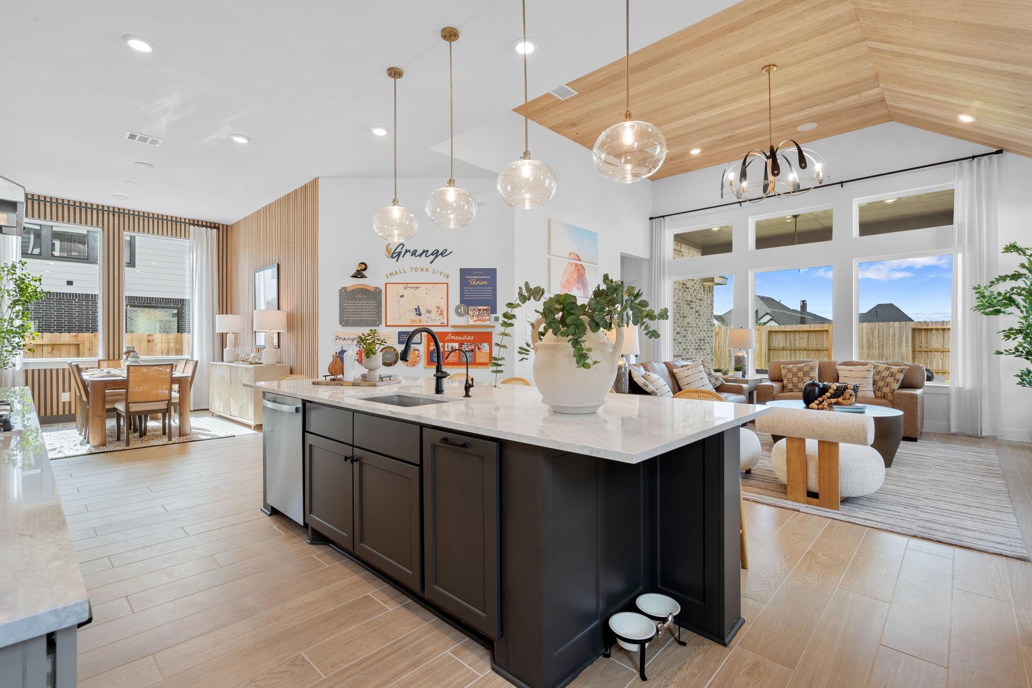 207 Garden Rose Trail