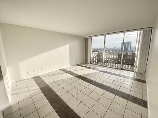 2016 MAIN ST APT 1612, HOUSTON, TX 77002 - Image eecd49c31d957d6a23743c83fa7ce9fb/832503801