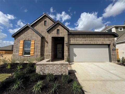 Photo of 9425 Pacific Crest Court, Porter Heights, TX 77365 (MLS # 67066652)