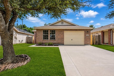 Photo of 5239 Roth Forest Lane, Spring, TX 77389 (MLS # 60532621)