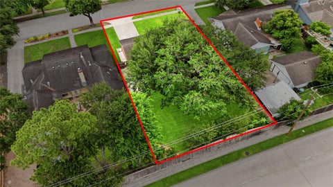 Vacant Land For Sale - 5015 Lymbar Drive<br/> Houston, TX 77096