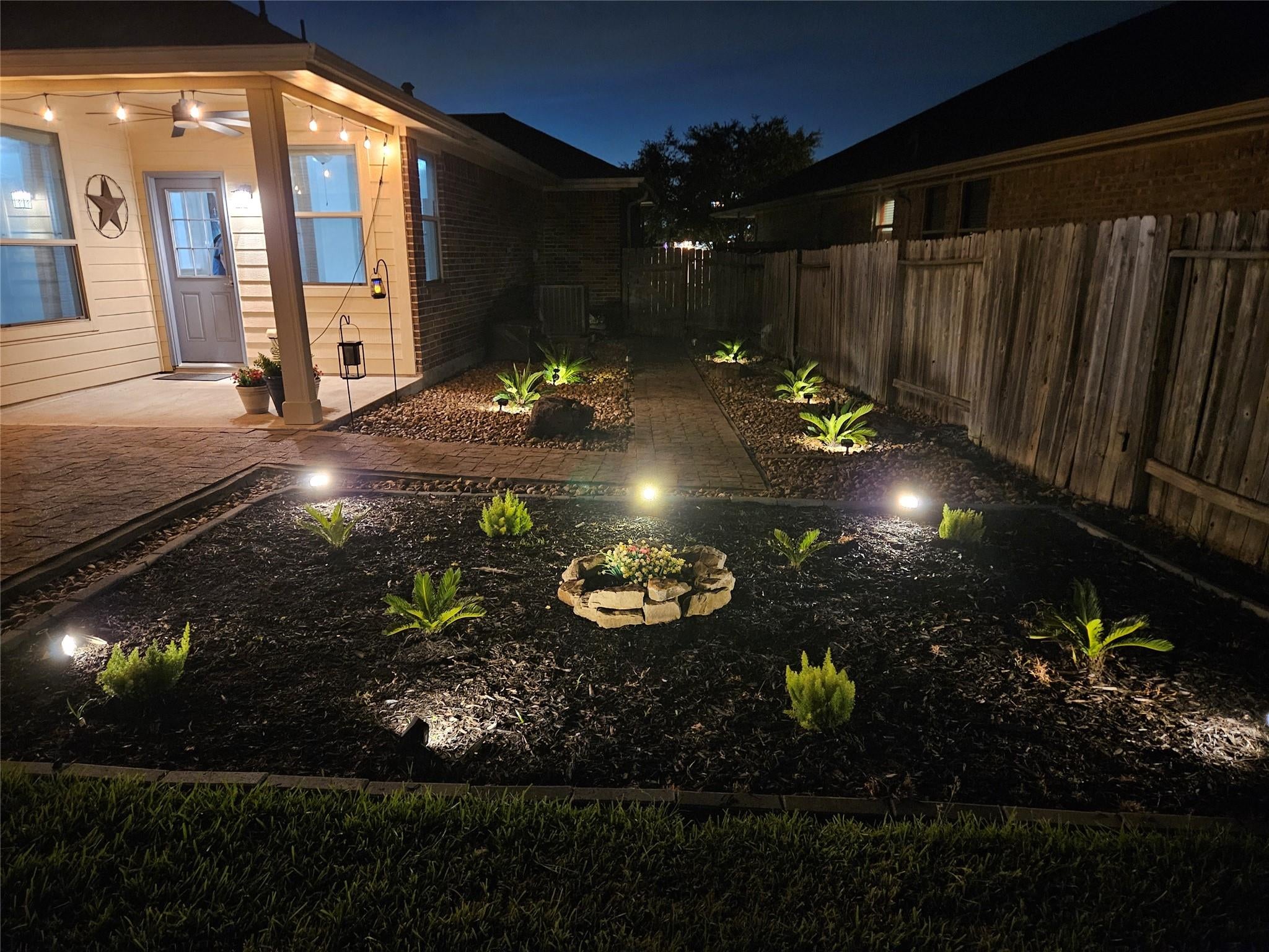2406 Santiago Lane