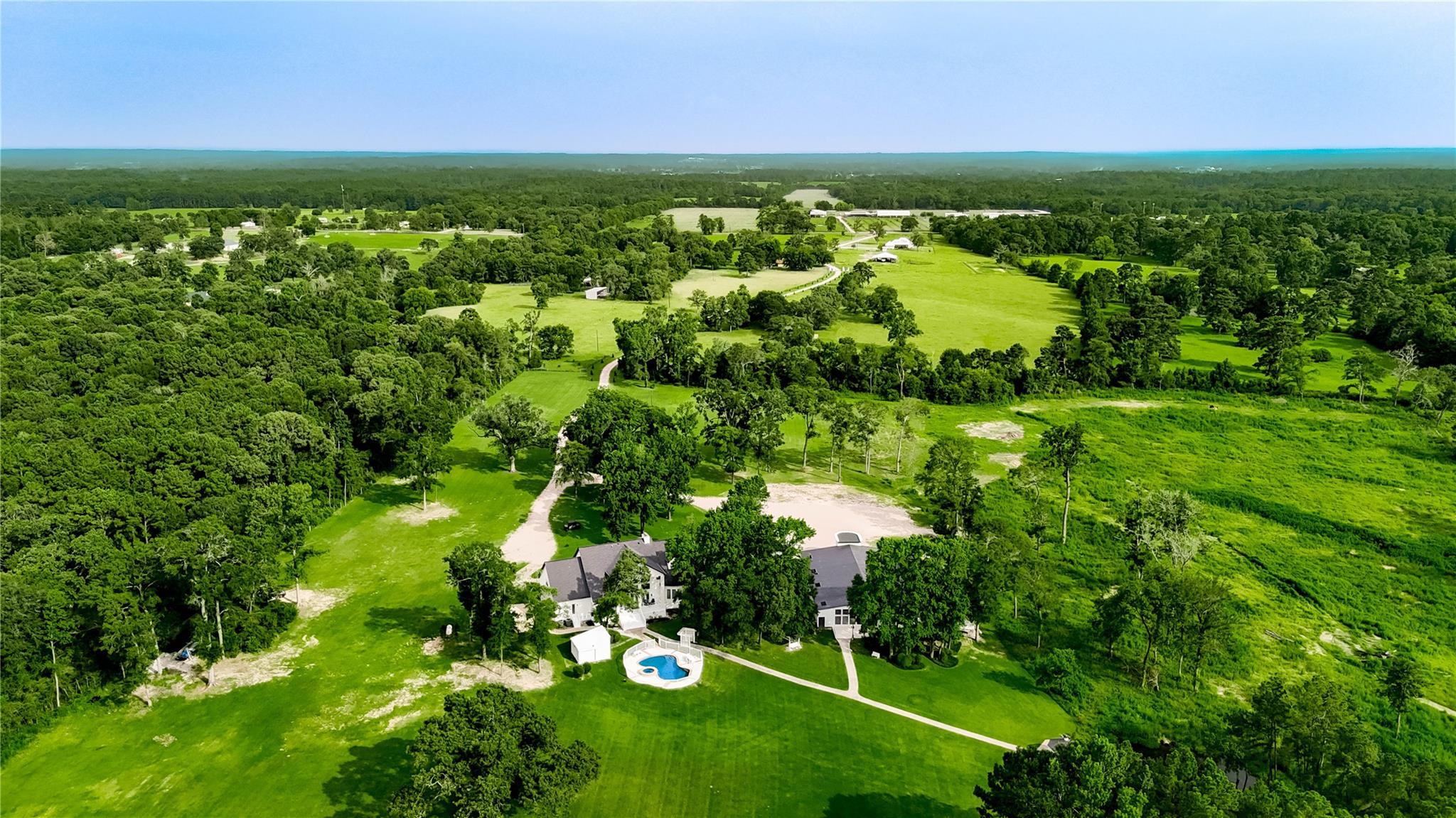1961 Fm 1375 Road E