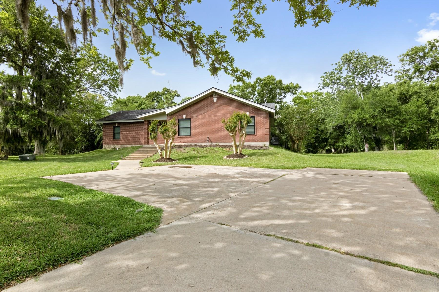 5366 Appleblossom Lane