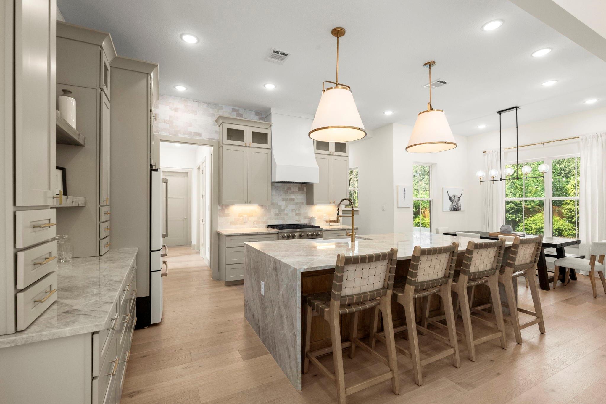 21802 White Oak View Drive