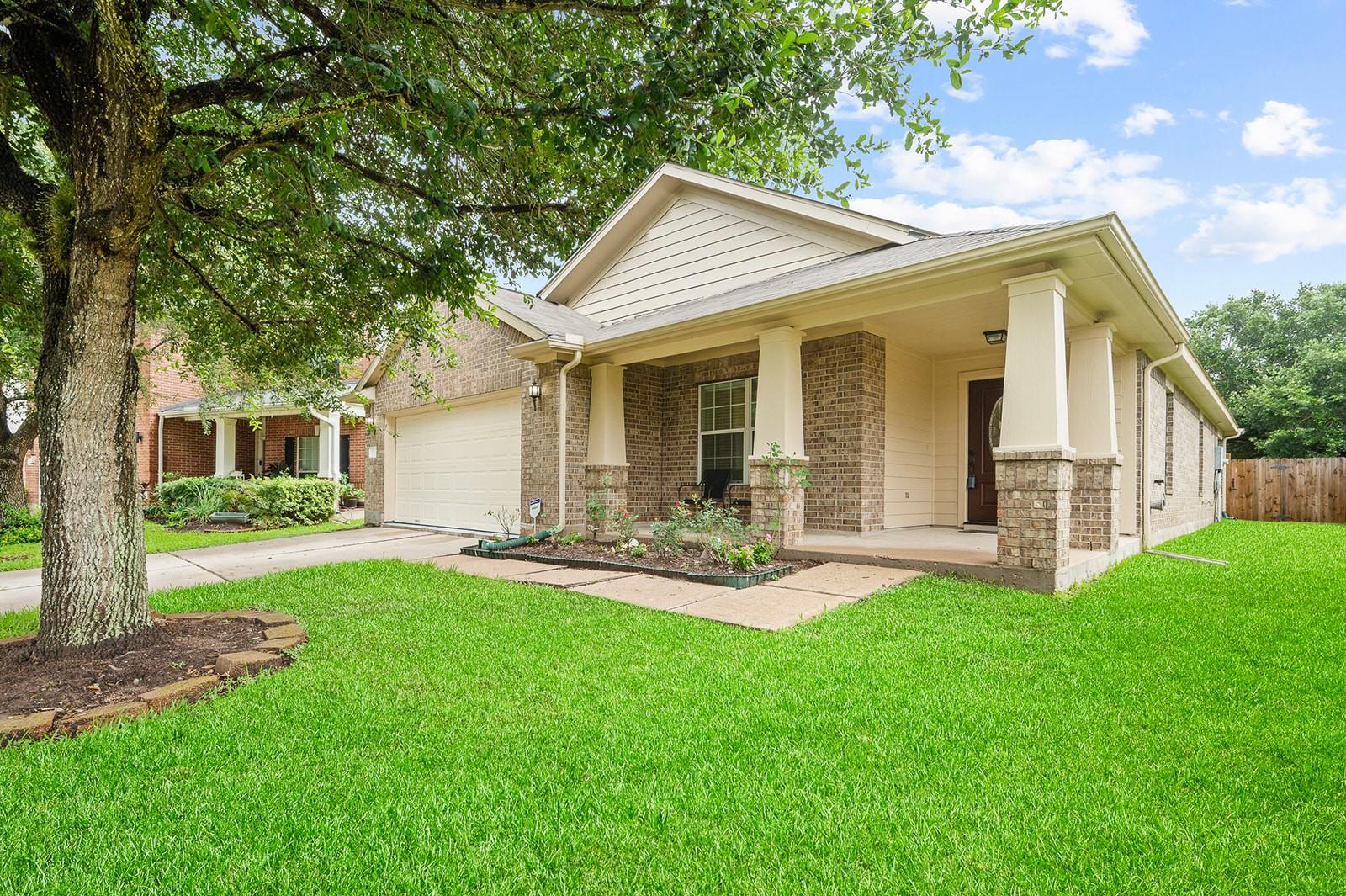 7922 Linden Oaks Lane