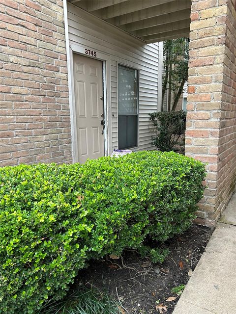 Photo of 3745 Thistlemont Drive, Houston, TX 77042 (MLS # 94353552)