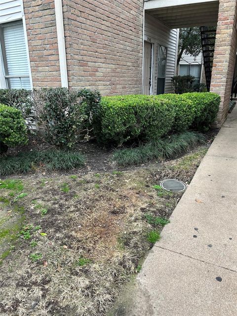 Tiny photo for 3745 Thistlemont Drive, Houston, TX 77042 (MLS # 94353552)