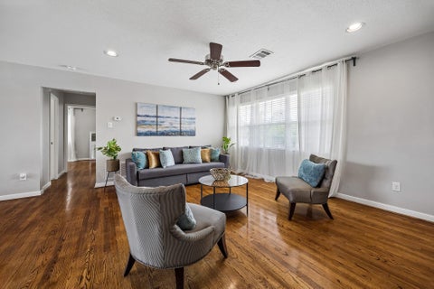 Photo of 3237 Rosedale Street #4, Houston, TX 77004 (MLS # 17579663)