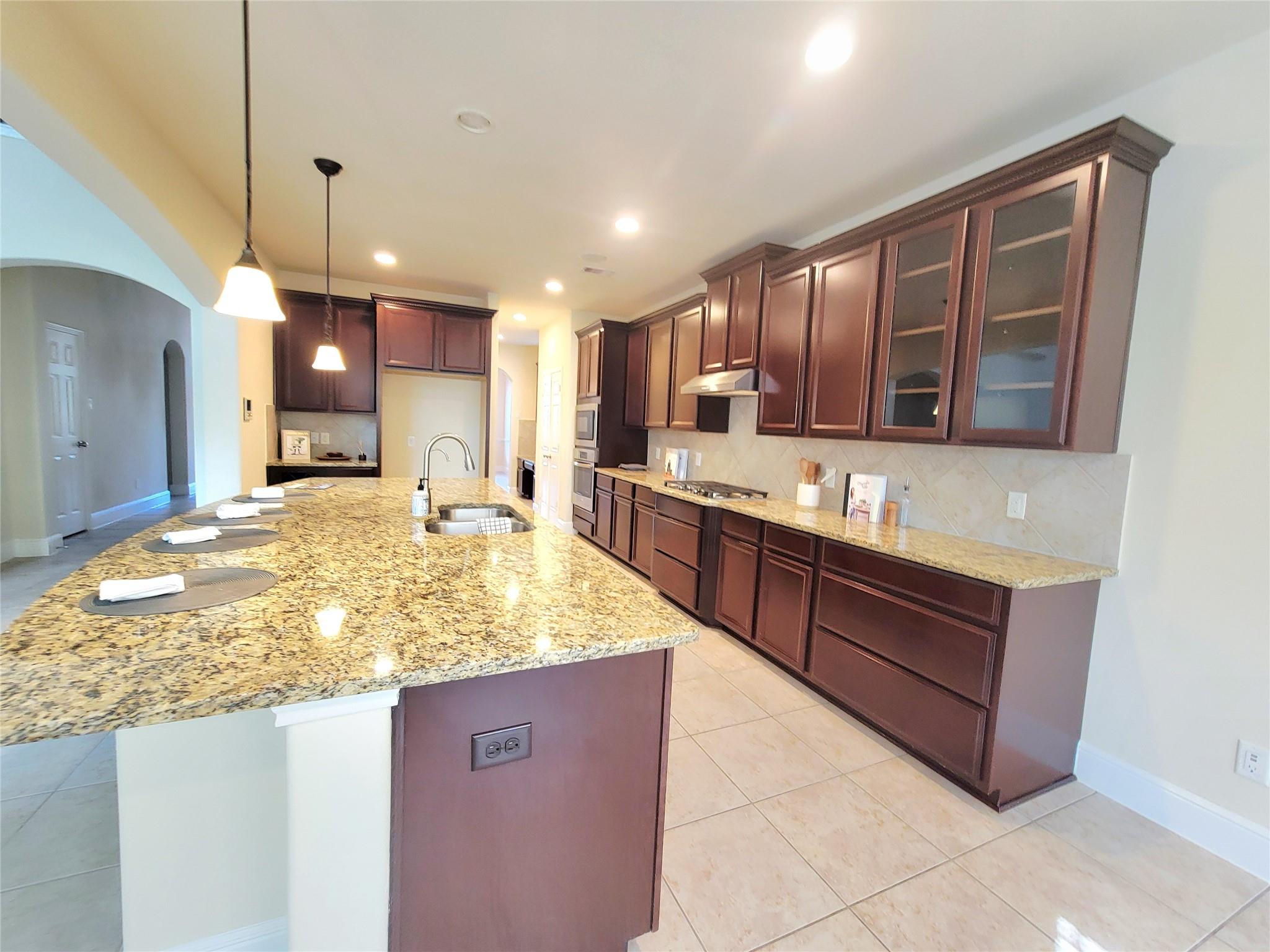 5822 Crawford Hill Lane