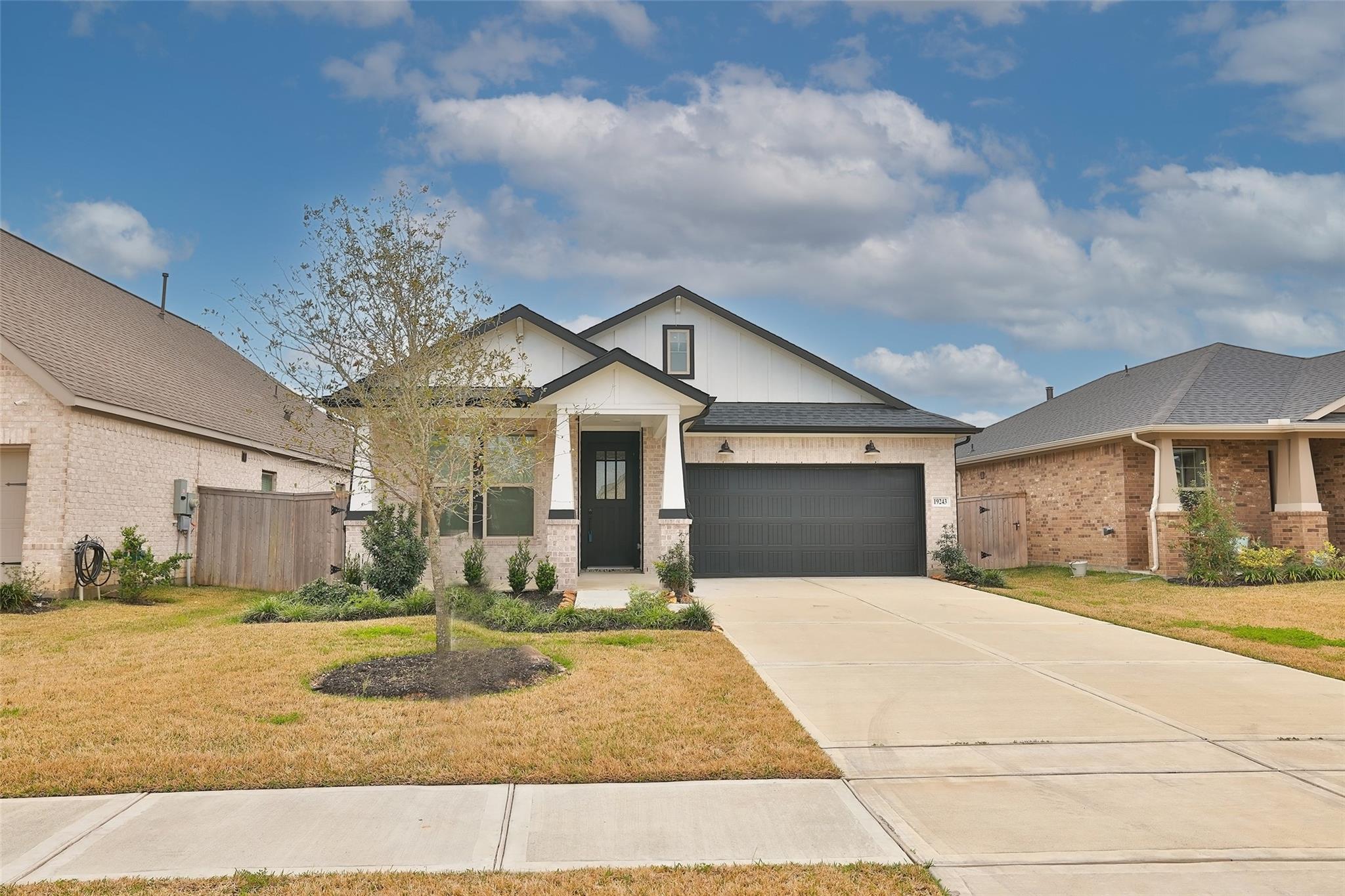 19243 Palfrey Prairie Trail