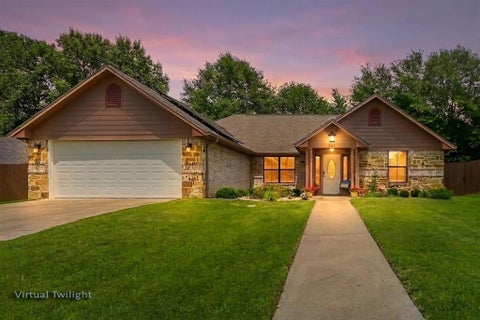 Photo of 244 Cedar Hill Loop, Lufkin, TX 75904 (MLS # 62200362)