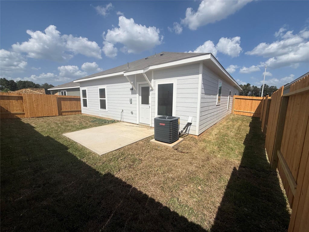 Photo of 15881 Berry Hill Drive, Conroe, TX 77303 (MLS # 13163363)