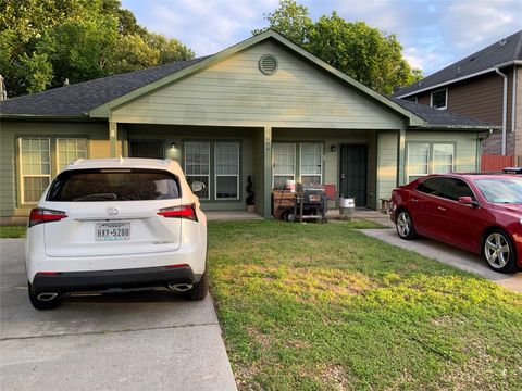 Photo of 3006 Bolt Street #A, Houston, TX 77051 (MLS # 51844047)