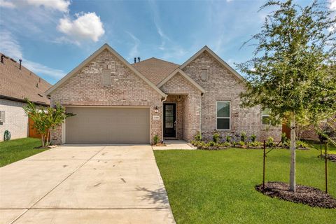 Photo of 13309 Harbor Point Dr, Texas City, TX 77568 (MLS # 82340380)