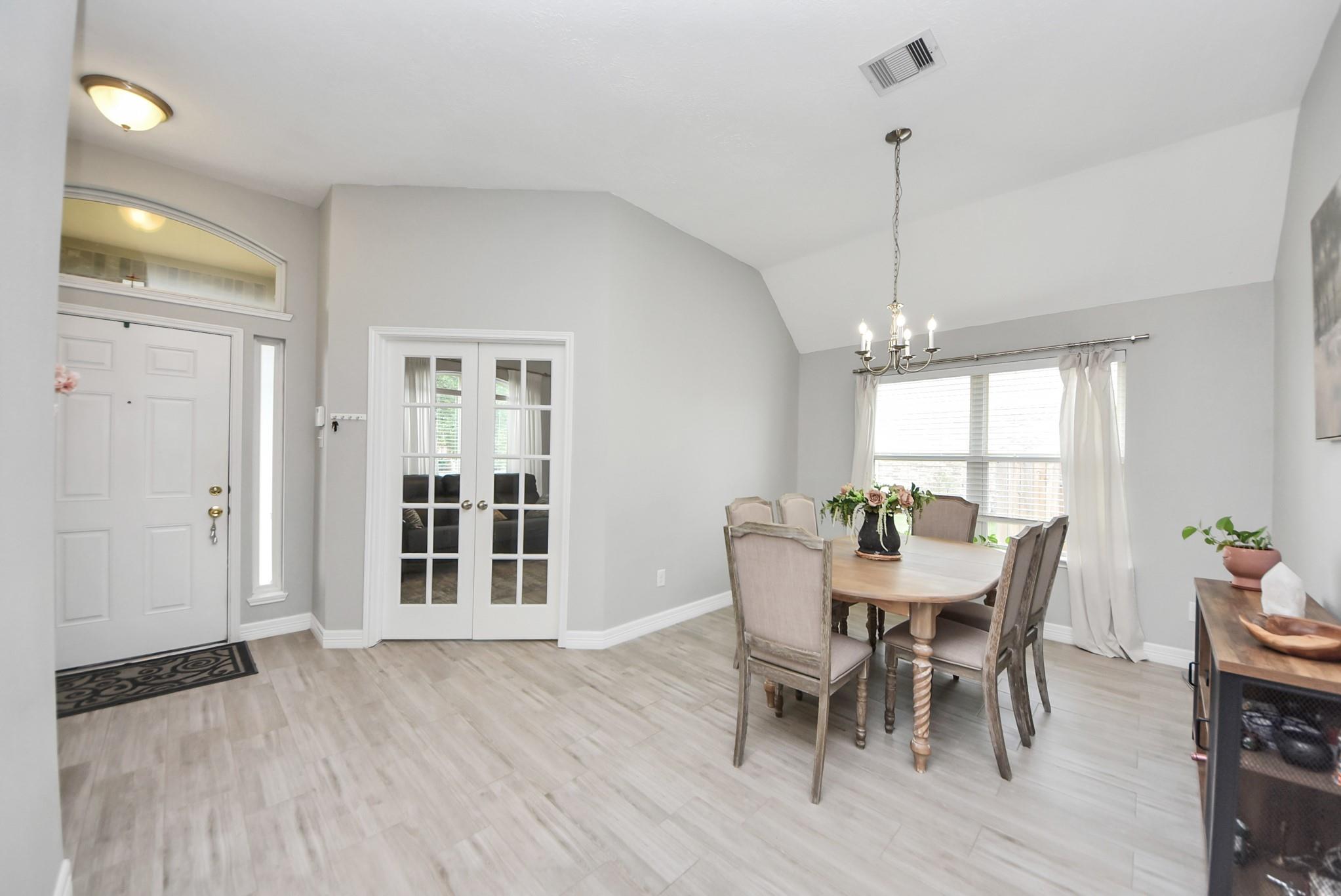 1326 Auburn View Lane