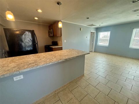 Tiny photo for 429 W 2nd Street, Freeport, TX 77541 (MLS # 85123308)