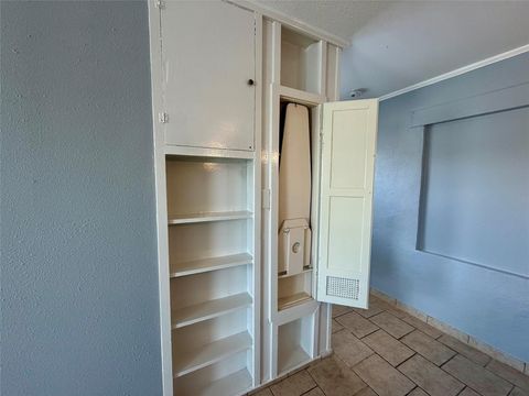 Tiny photo for 429 W 2nd Street, Freeport, TX 77541 (MLS # 85123308)