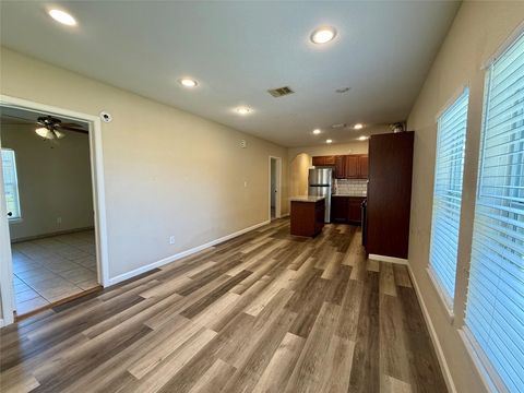 Tiny photo for 429 W 2nd Street, Freeport, TX 77541 (MLS # 85123308)