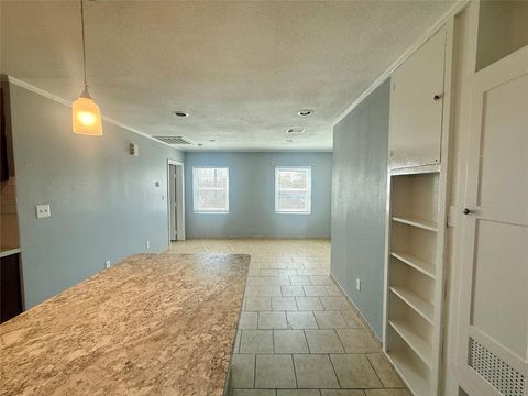 Tiny photo for 429 W 2nd Street, Freeport, TX 77541 (MLS # 85123308)