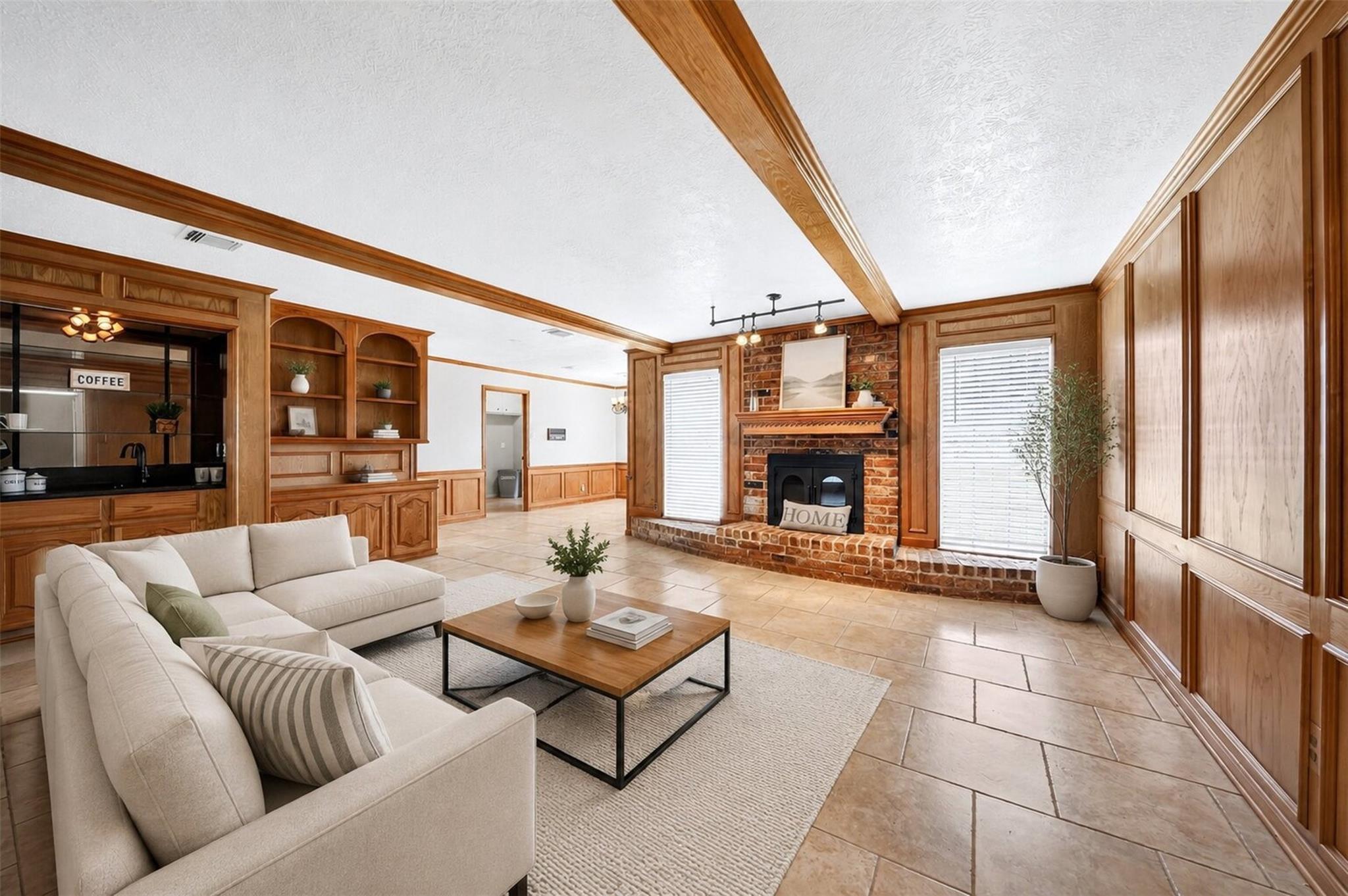 6507 Spring Leaf Drive