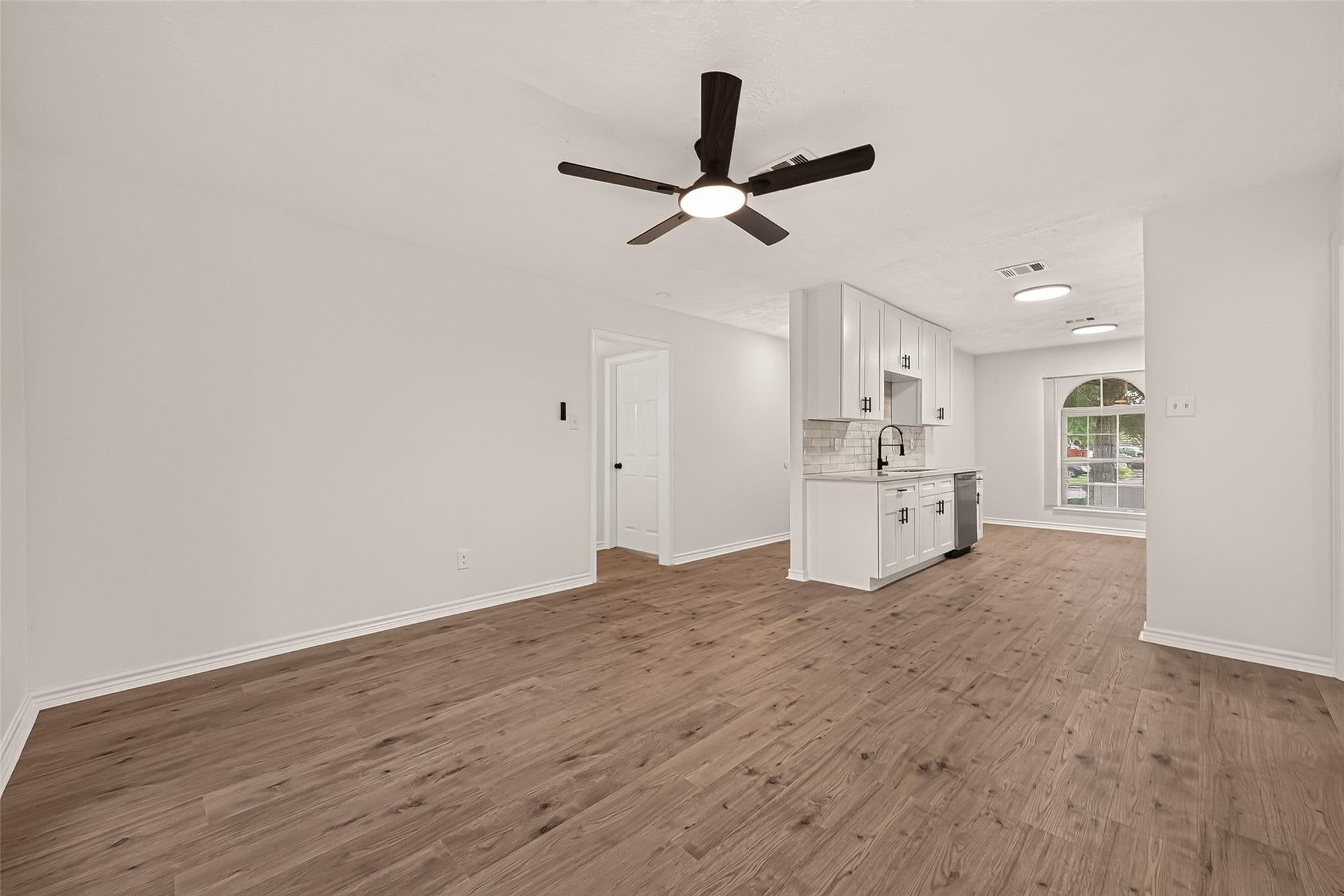 1910 Rainy River Drive