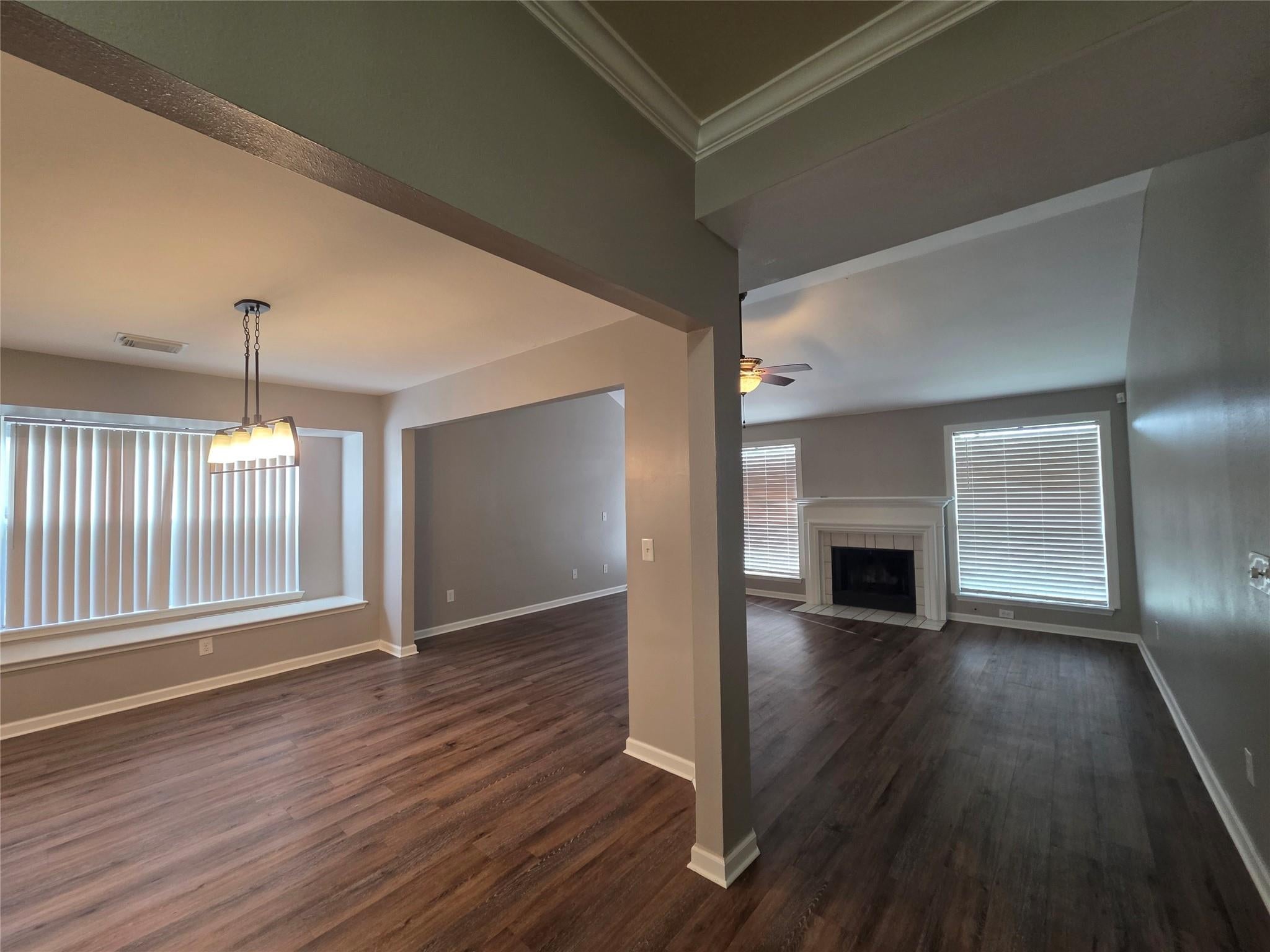 7127 Oak Walk Drive