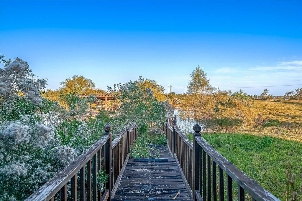 Photo of 2830 County Road 290, Angleton, TX 77515 (MLS # 35865994)