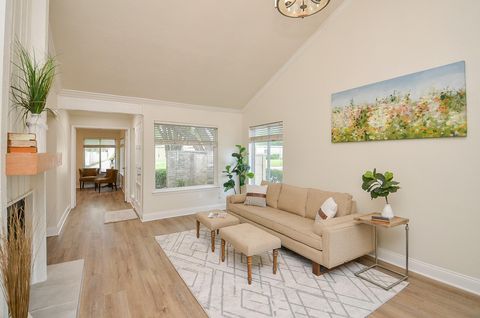 Photo of 11636 Village Place Drive #321, Houston, TX 77077 (MLS # 98885107)