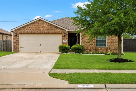Photo of 4906 Evening Place Lane, Richmond, TX 77469 (MLS # 71045879)