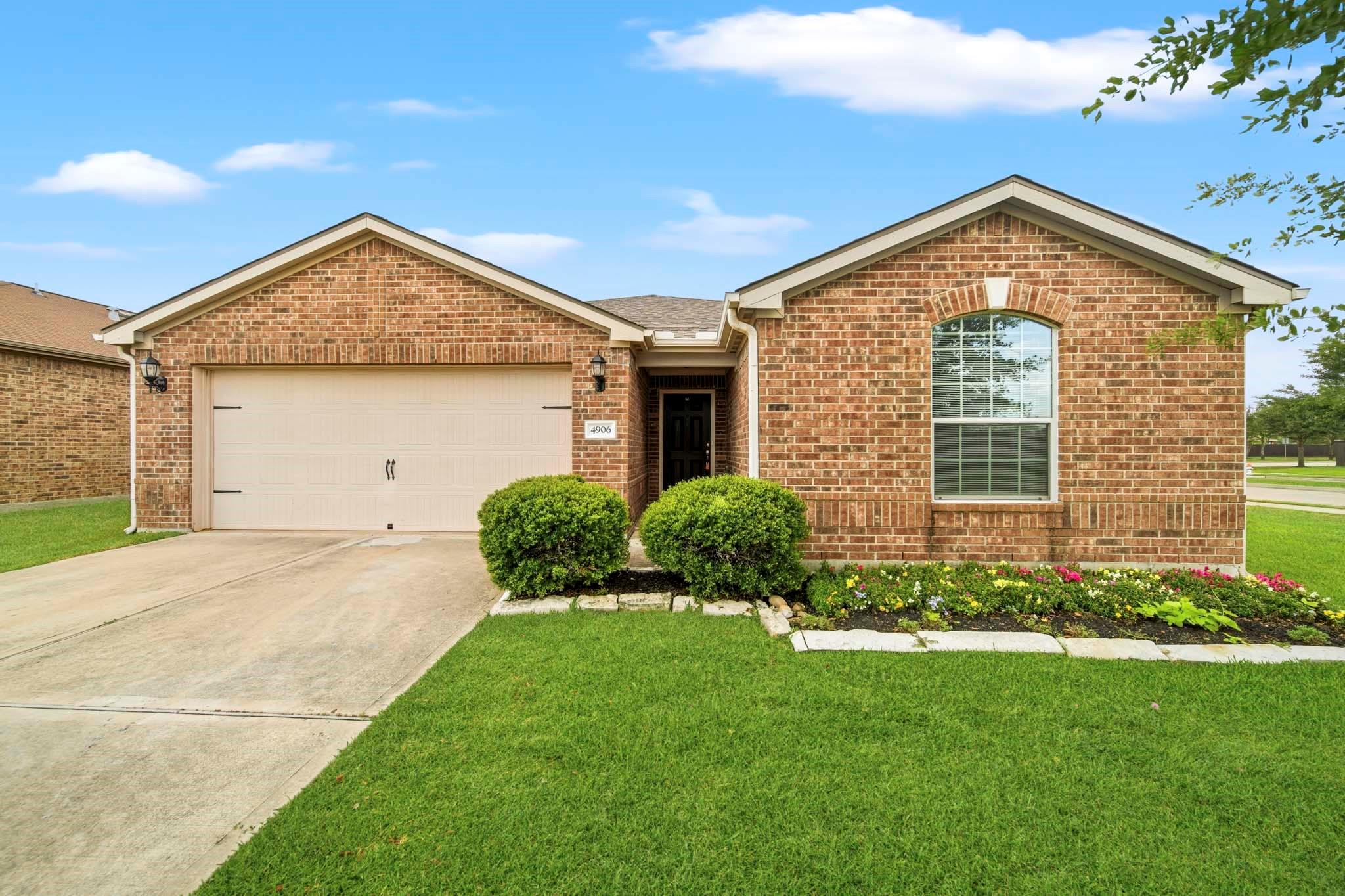 4906 Evening Place Lane