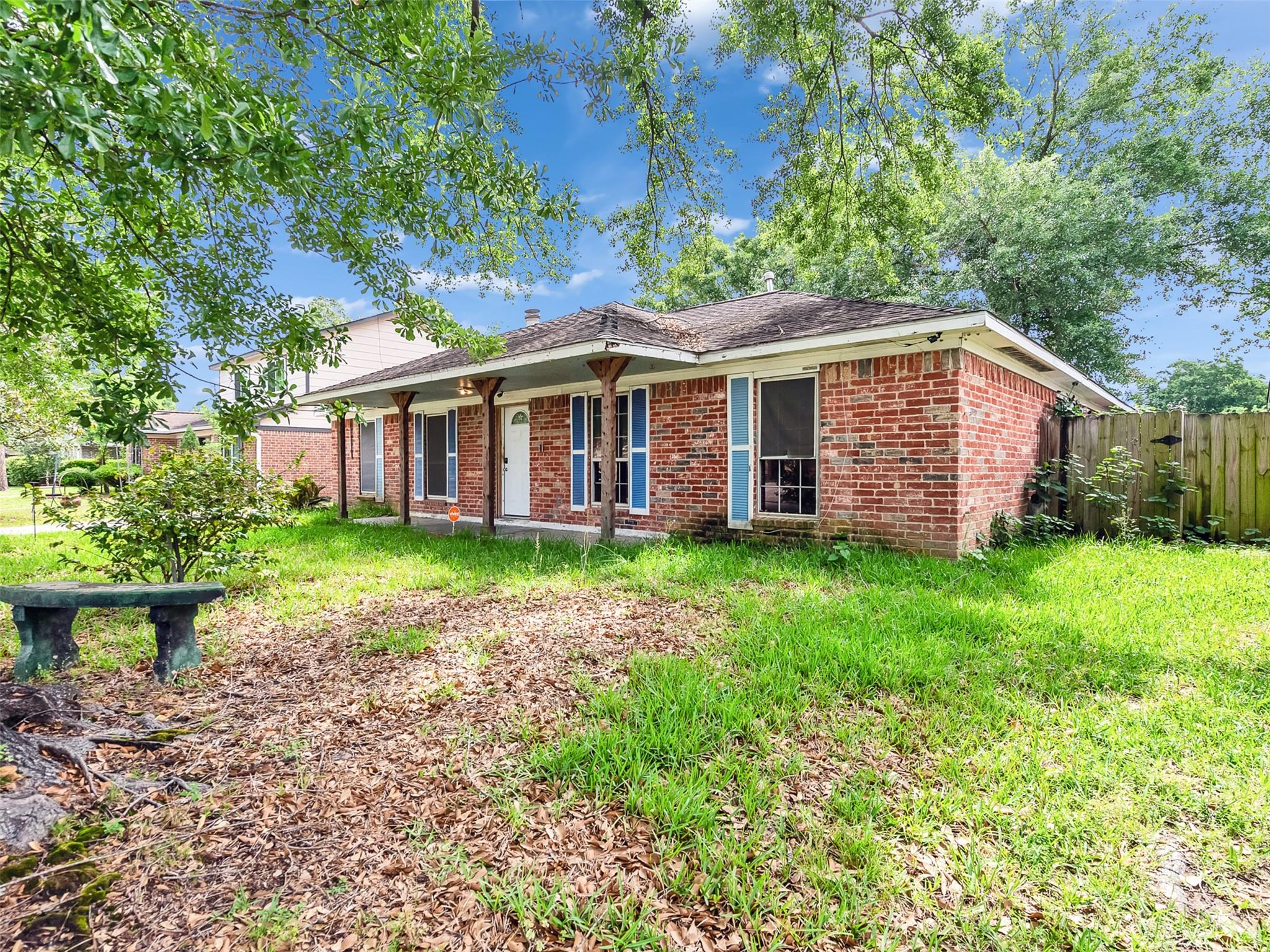 2314 Summer Spring Drive
