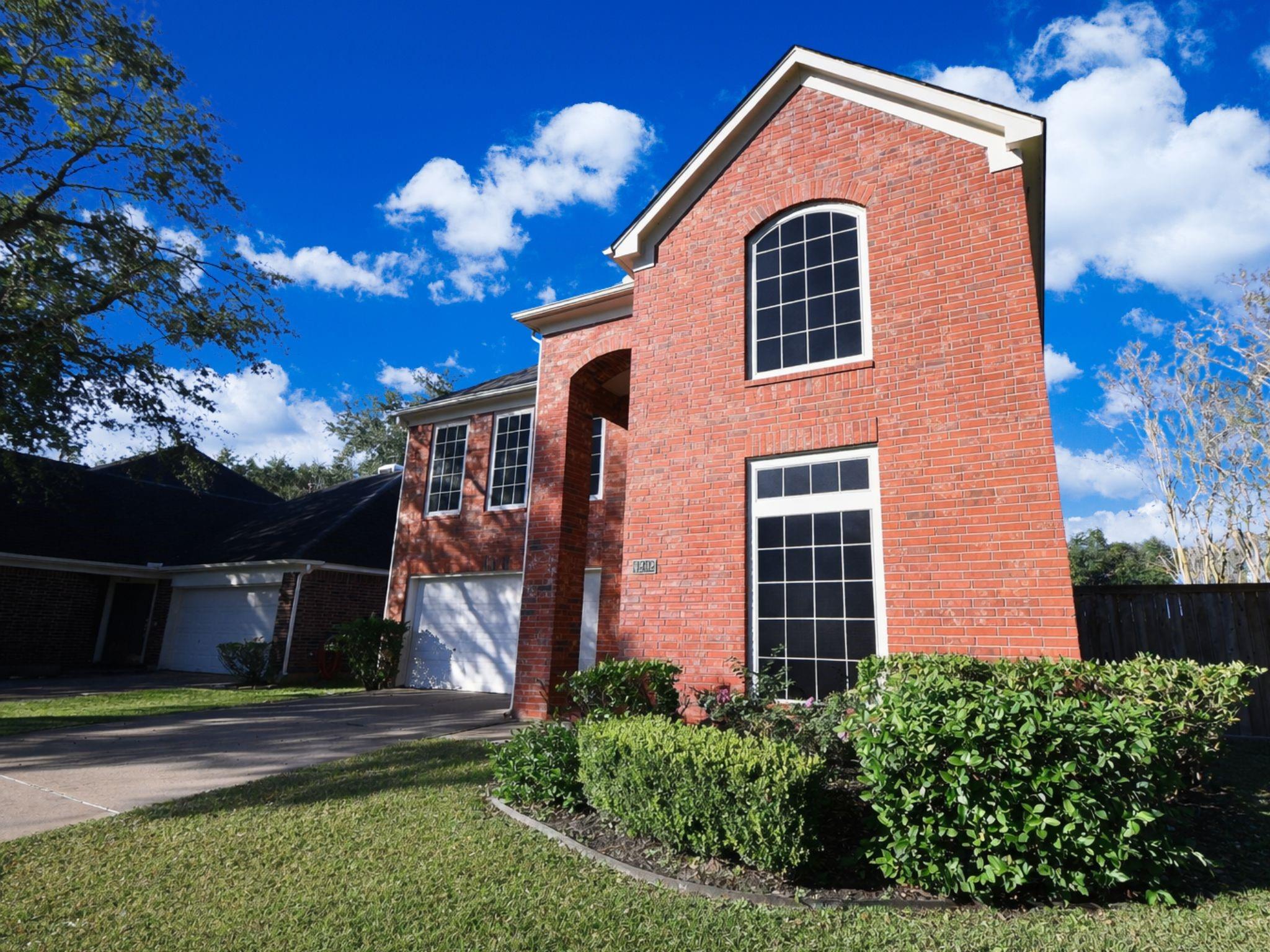 4202 Creek Hollow Lane