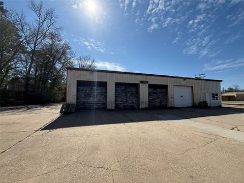 Vacant Land For Sale - 500 E Houston Street<br/> Liberty County, Cleveland, TX 77327