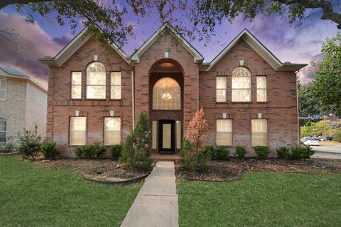 Photo of 7902 Belterraza Court, Houston, TX 77083 (MLS # 65957910)