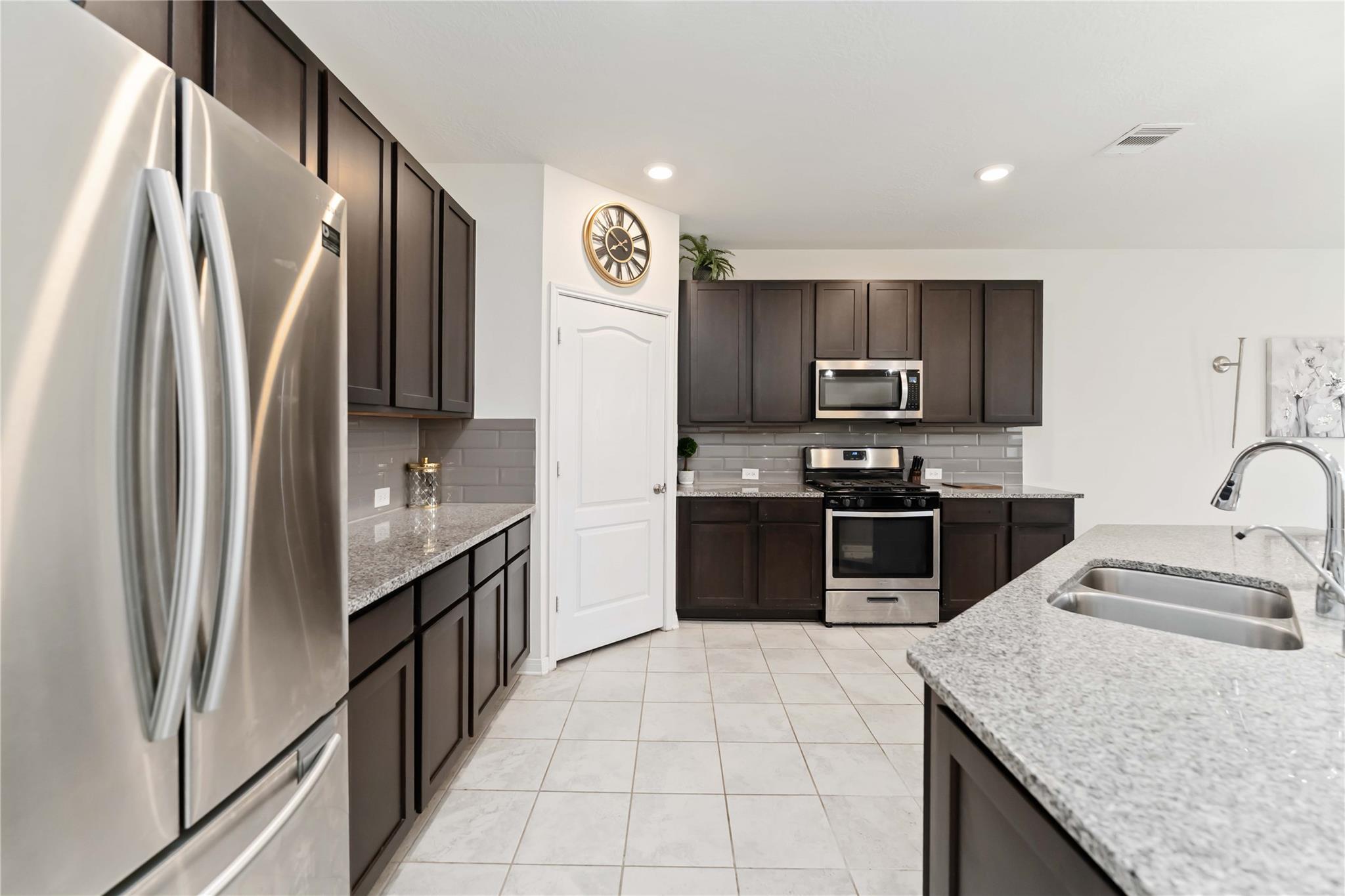 5203 Castle Discordia Street