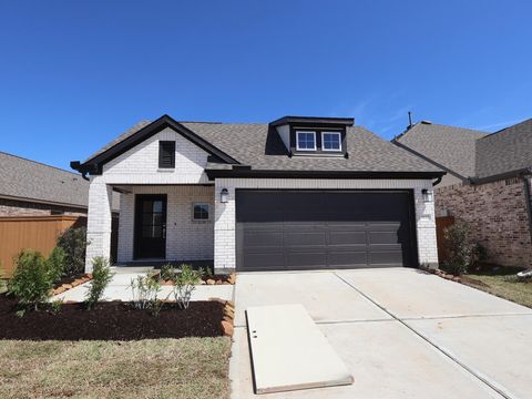 Homes For Sale - 8122 Kay Harbor Drive<br/> Cypress, TX 77433