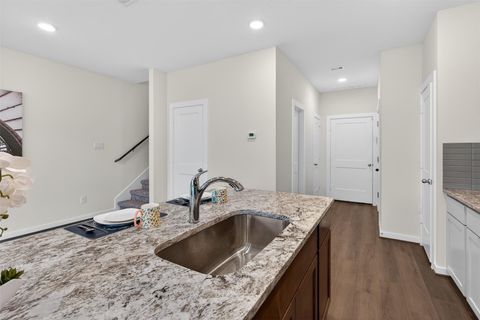 Tiny photo for 2011 Rocky Sharp Trail, Houston, TX 77088 (MLS # 24577374)