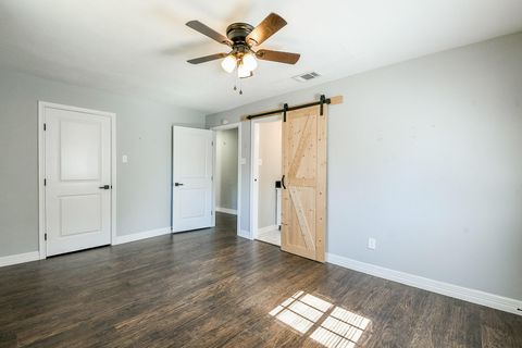 Tiny photo for 2119 Carter Street, Houston, TX 77008 (MLS # 10285988)