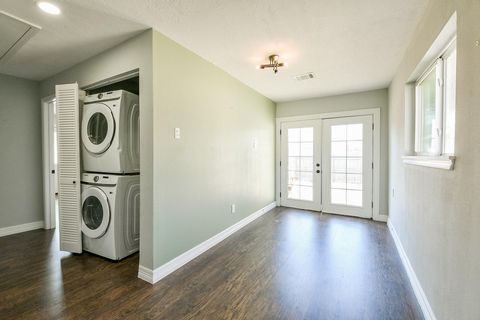 Tiny photo for 2119 Carter Street, Houston, TX 77008 (MLS # 10285988)