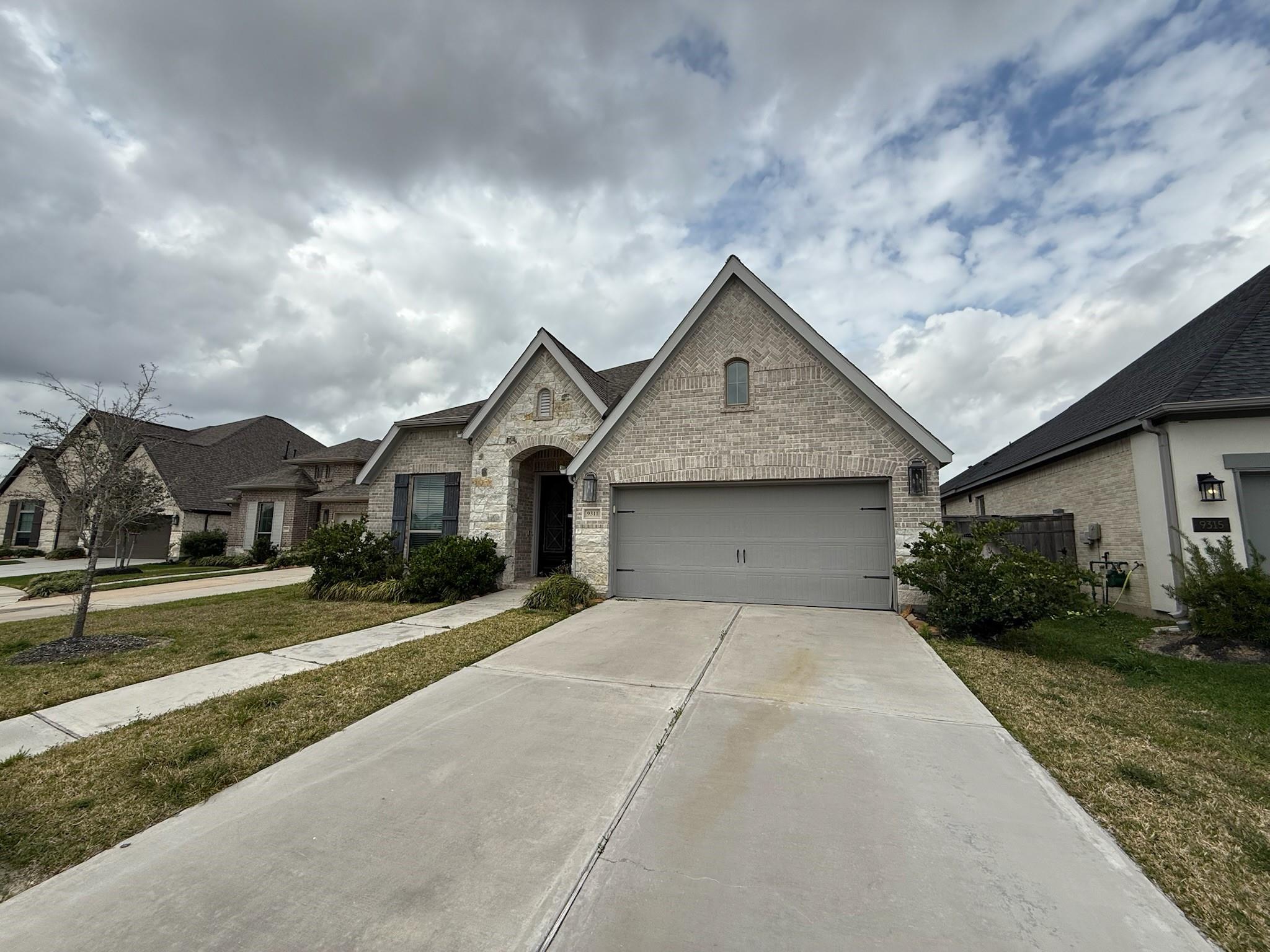 9311 Crescent Mill Drive