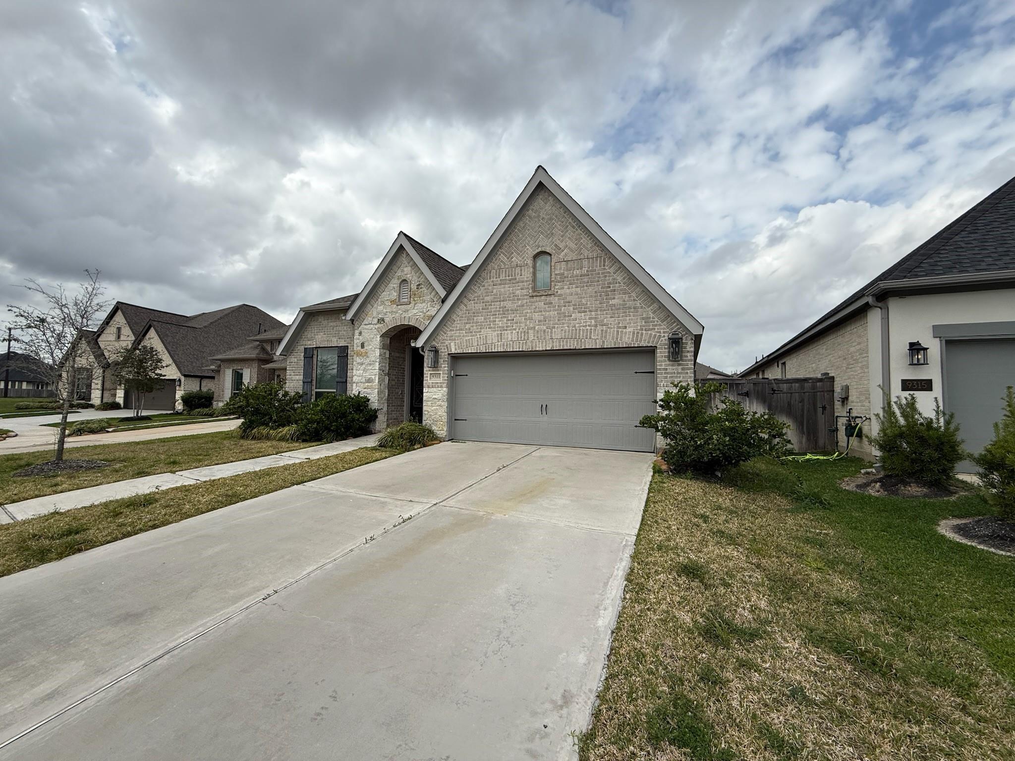 9311 Crescent Mill Drive