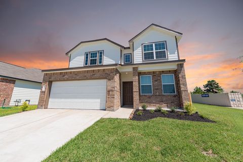 Photo of 411 Black Bear Drive, Huntsville, TX 77320 (MLS # 95782757)