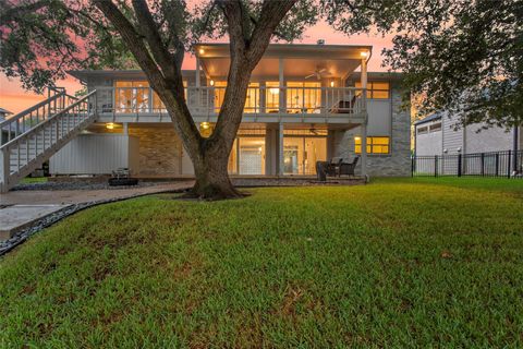 Photo of 67 Harbor Lane, Kemah, TX 77565 (MLS # 95994007) Photo of 67 Harbor Lane, Kemah, TX 77565 (MLS # 95994007)
